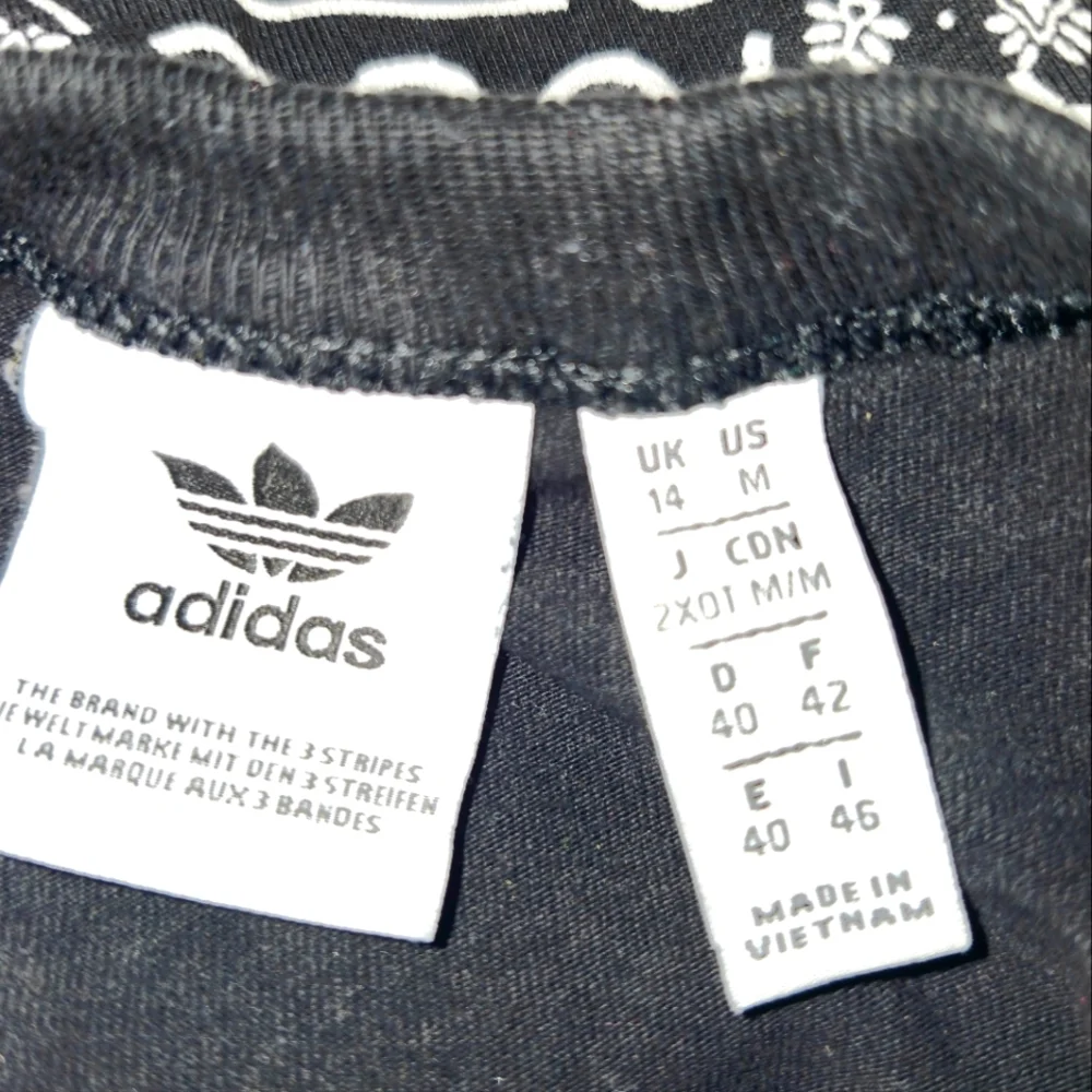Adidas | Women's Black Crop T-shirt - Picture 5 of 5